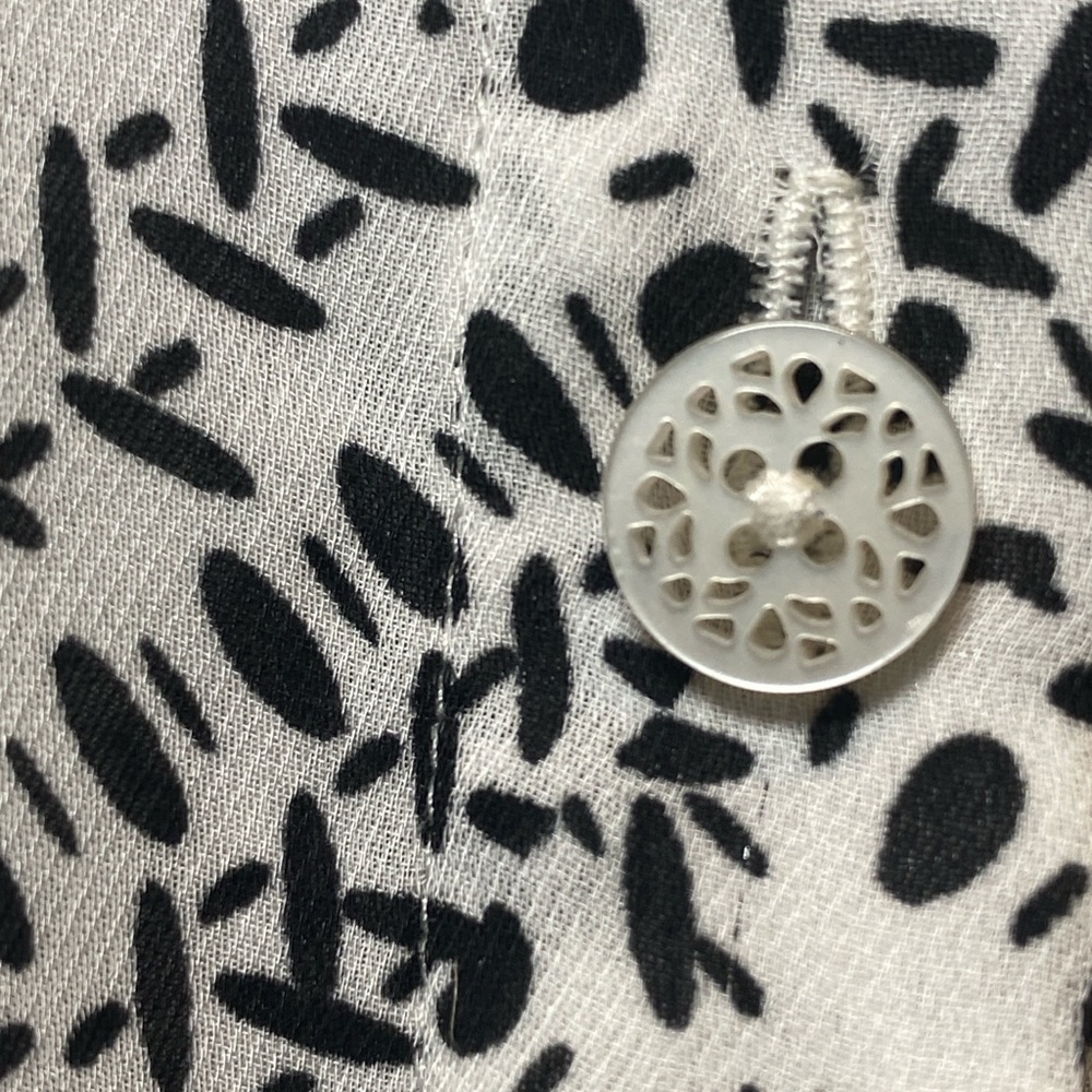 Cabi Split Back Button Down Printed Blouse - image 4